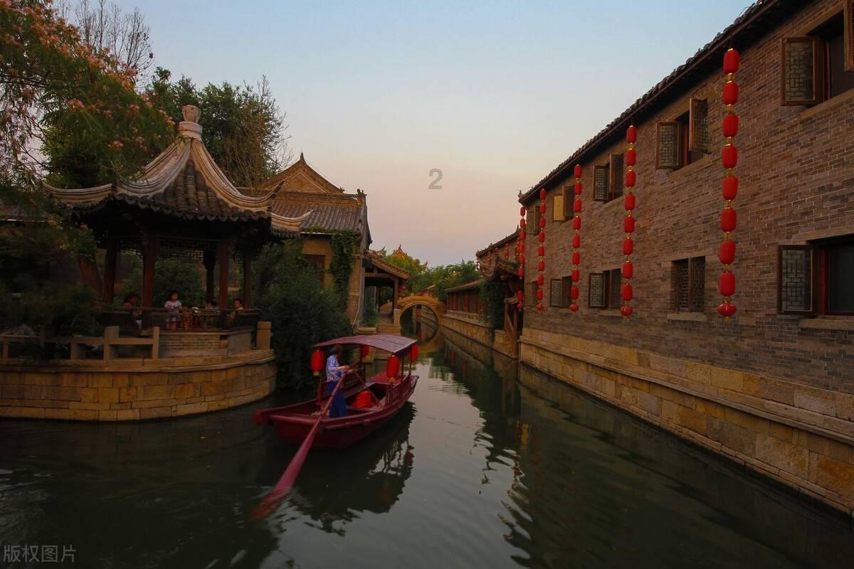 设计凌驾于功能之上的车是什么样子?|阿维塔12